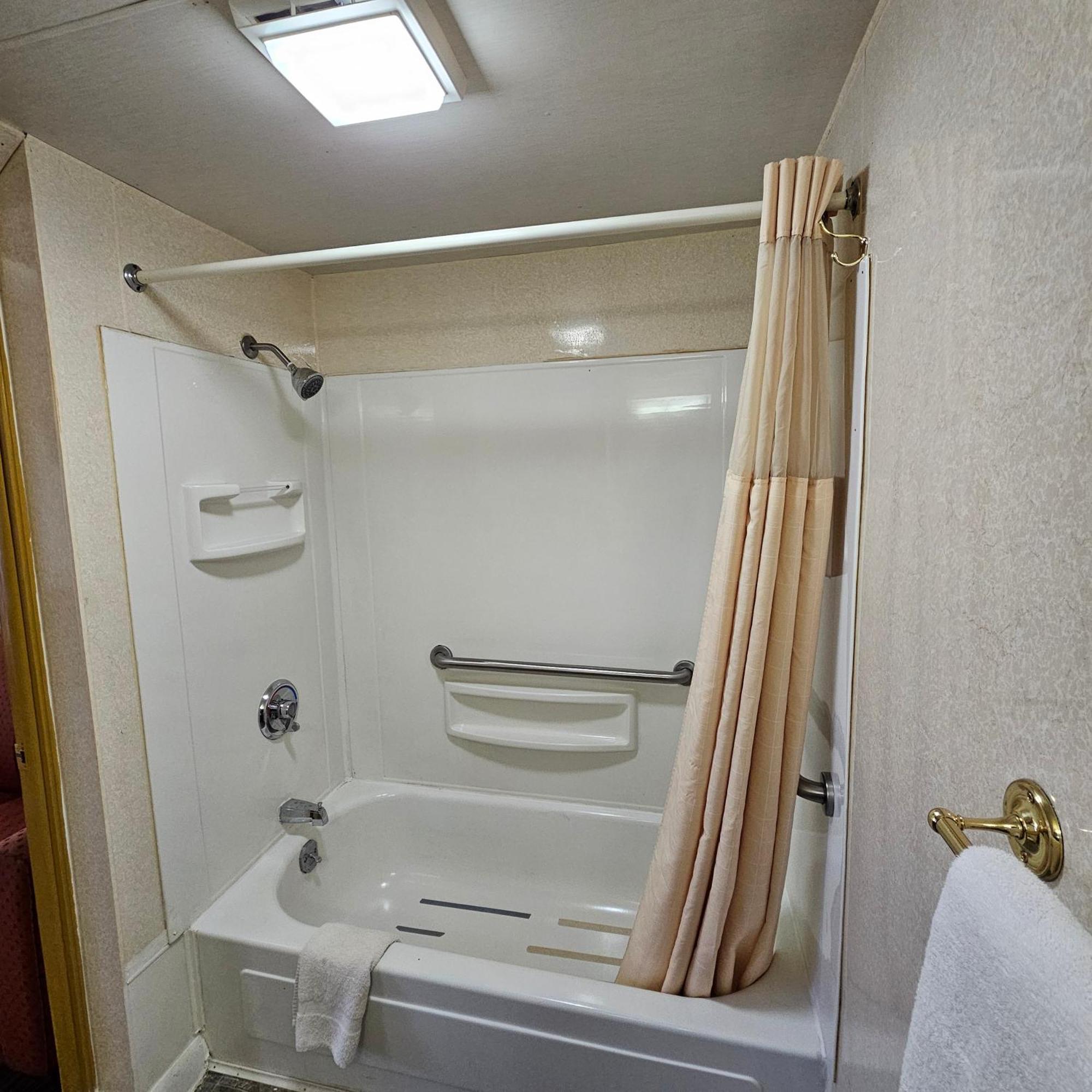 Home Motel Abbotsford Extérieur photo