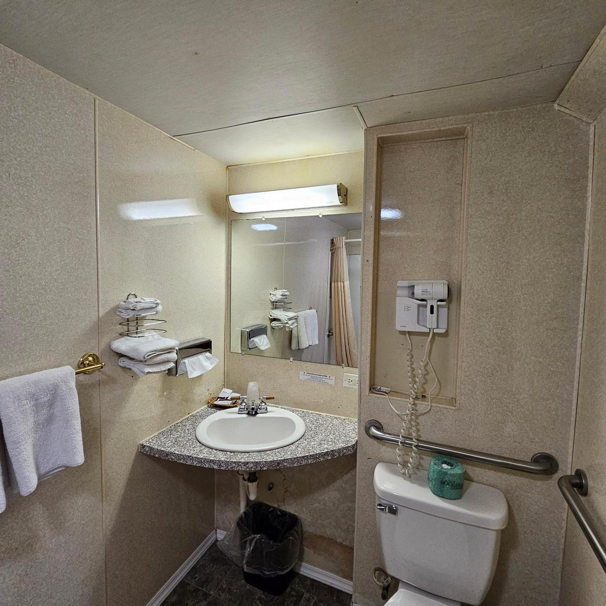 Home Motel Abbotsford Extérieur photo